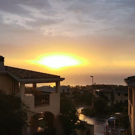 Casa Mare E Sole Iun R2610 Apartment Cala Gonone Exterior photo