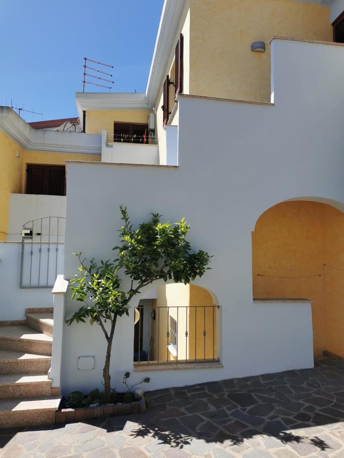 Casa Mare E Sole Iun R2610 Apartment Cala Gonone Exterior photo